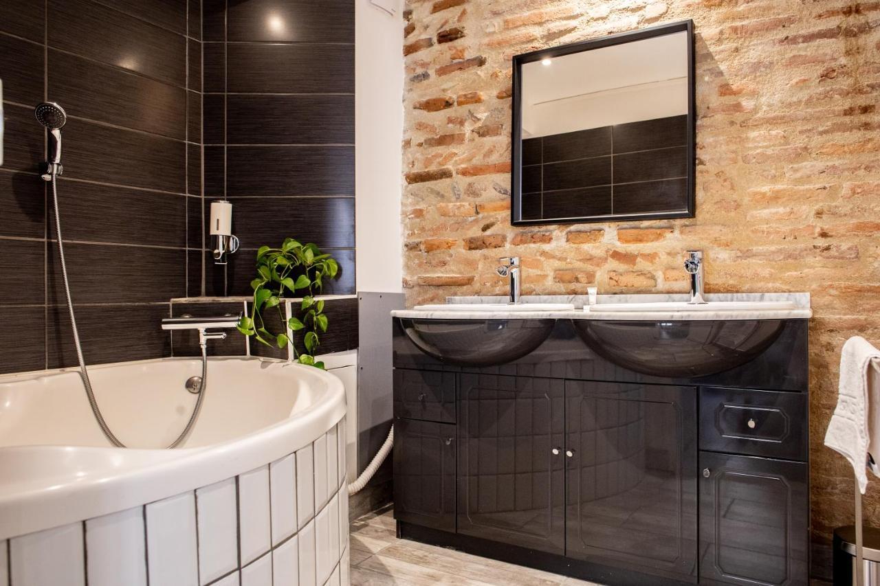 Au Coeur De Perpignan Apartman Kültér fotó